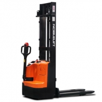 ECL15B經(jīng)濟(jì)型長(zhǎng)手柄堆高車(chē)，諾力電動(dòng)堆高車(chē)